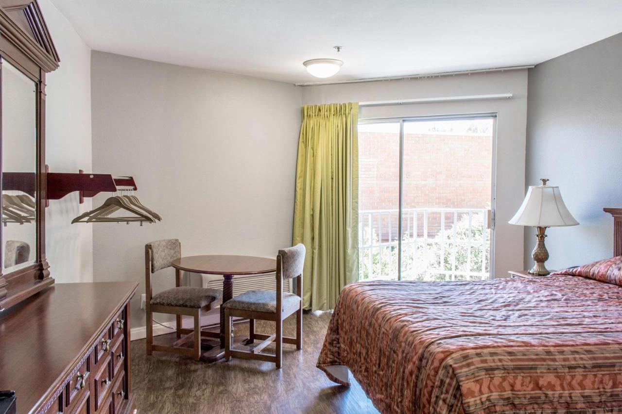 Econo Lodge Gorman Dış mekan fotoğraf
