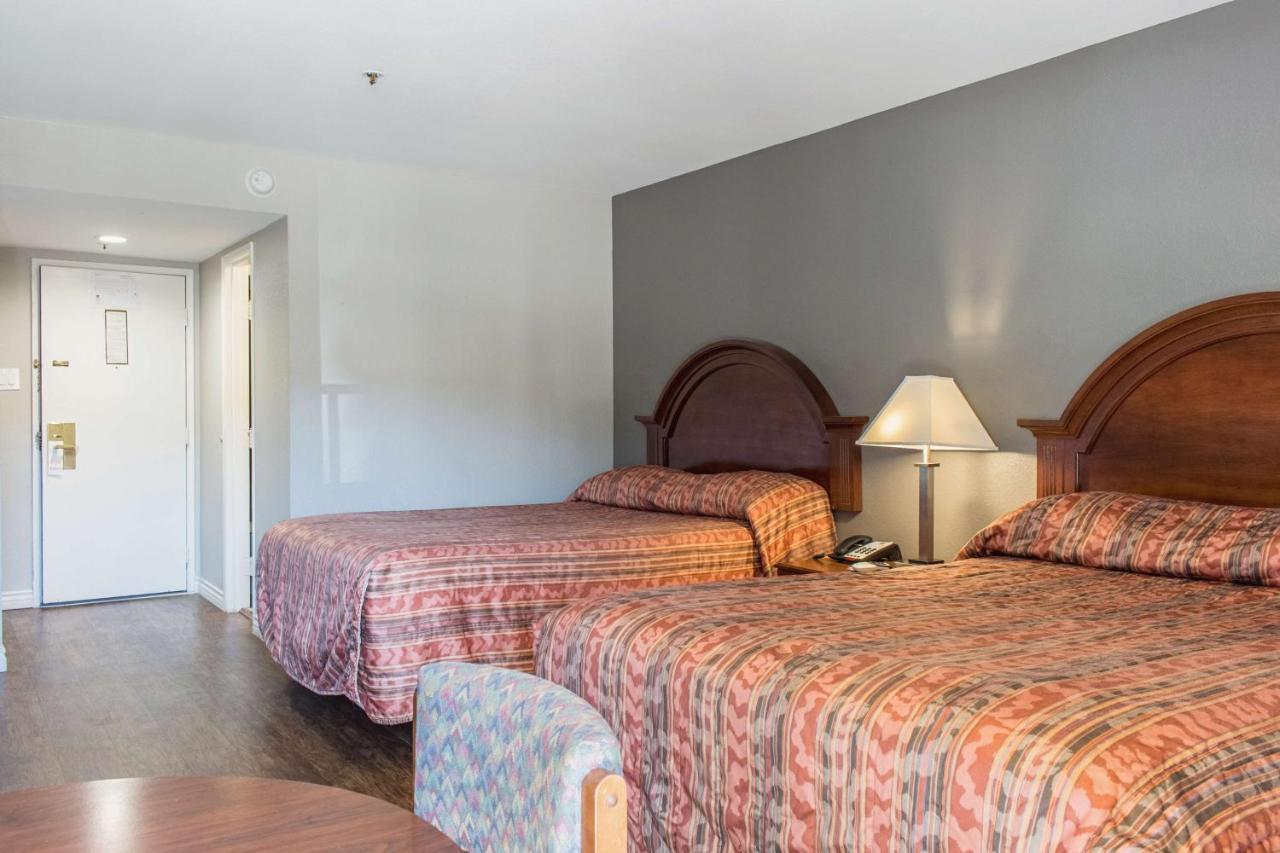 Econo Lodge Gorman Dış mekan fotoğraf